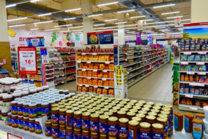 intérieur de supermarché